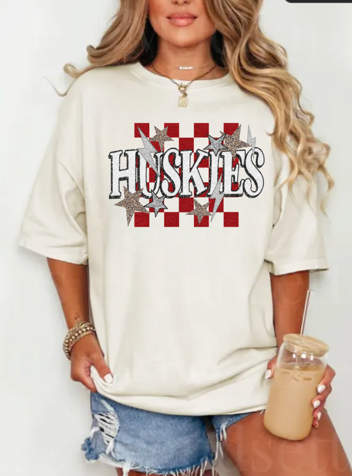HUSKIES CHECKERED
